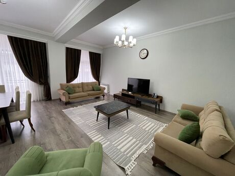 4 otaqlı yeni tikili - Ağ şəhər q. - 180 m²