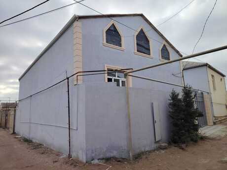 Satılır 3 otaqlı həyət evi/bağ evi 200 m², Zığ q.