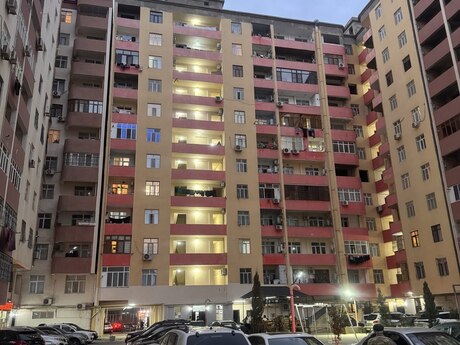 Satılır 3 otaqlı yeni tikili 135 m², Xırdalan