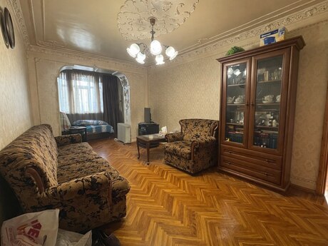 2 otaqlı köhnə tikili - Nərimanov r. - 62 m²