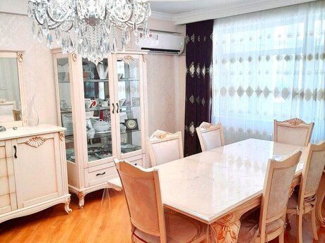 4 otaqlı yeni tikili - İnşaatçılar m. - 130 m²