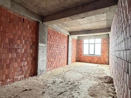 3 otaqlı yeni tikili - Bakıxanov q. - 123 m²