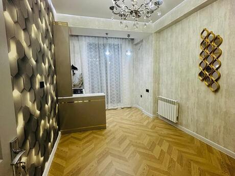 Satılır 2 otaqlı yeni tikili 40 m², Qara Qarayev m.