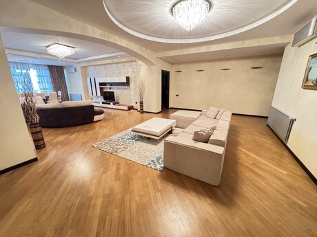 Аренда: 3-комнатная квартира, 220 м², Şah İsmayıl Xətai: 2 000 ₼/мес 5