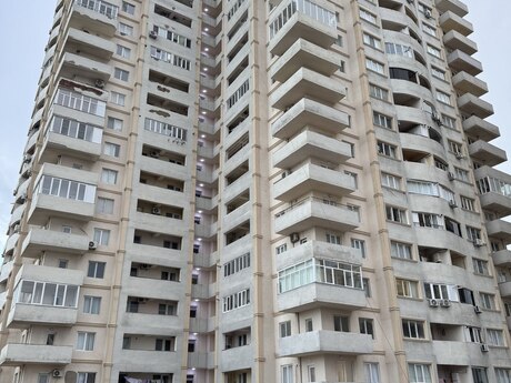 Satılır 3 otaqlı yeni tikili 120 m², 8-ci kilometr q.