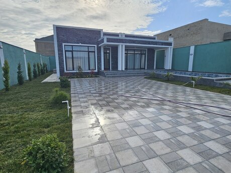 4 otaqlı həyət evi/bağ evi - Mərdəkan q. - 160 m²