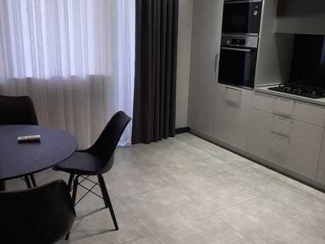 Kirayə 2 otaqlı mənzil, 100 m², Nəriman Nərimanov: 1 200 ₼/ay 3