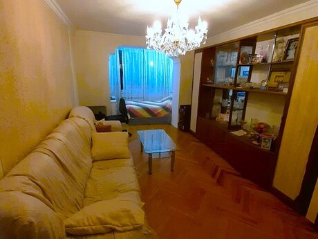 Объявление №5940456 - Баку, м. Элмляр Академиясы, 3-комн., 65 м², 3/5 этаж