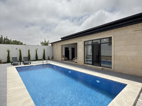 5 otaqlı həyət evi/bağ evi - Şüvəlan q. - 250 m²