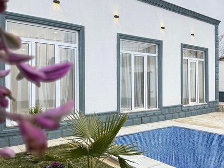 4 otaqlı həyət evi/bağ evi - Şüvəlan q. - 105 m²