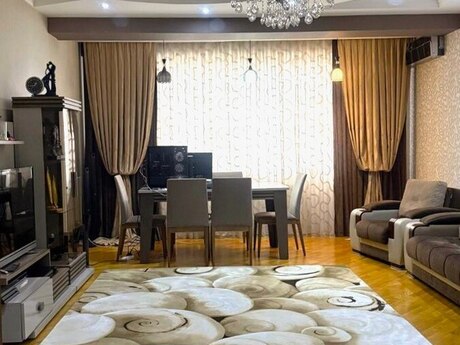 3 otaqlı yeni tikili - 9-cu mikrorayon q. - 135 m²