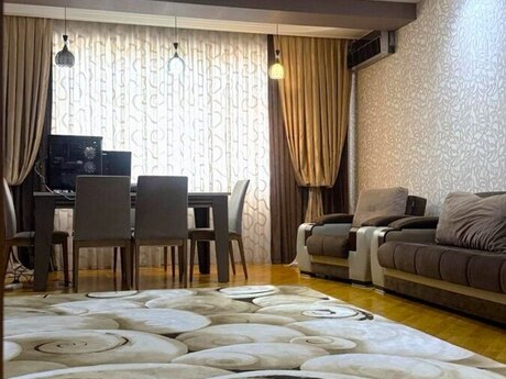 3 otaqlı yeni tikili - 9-cu mikrorayon q. - 135 m²