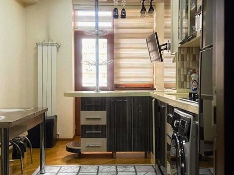 3 otaqlı yeni tikili - 9-cu mikrorayon q. - 135 m²