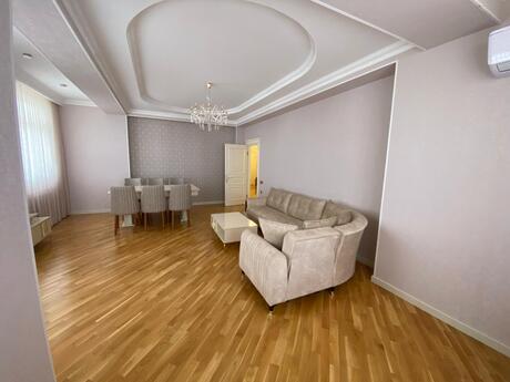 Elan №5940580 - Bakı, 28 May m., 3 otaqlı, 165 m², 8/17 mərtəbə
