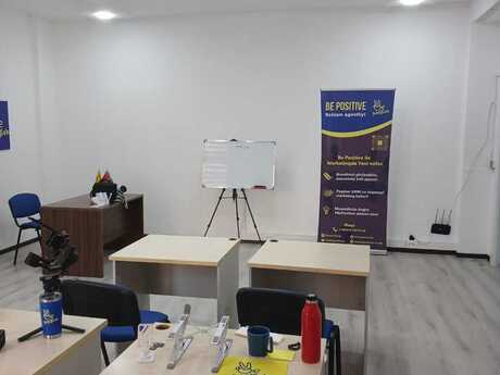 2-комн. офис - м. Низами - 90 м²