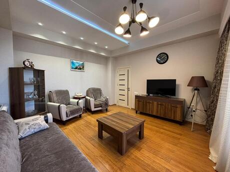 3 otaqlı yeni tikili - Ağ şəhər q. - 110 m²