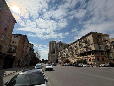 2 otaqlı köhnə tikili - Elmlər Akademiyası m. - 40.9 m²