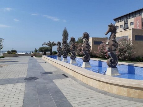 4 otaqlı yeni tikili - Ağ şəhər q. - 176 m²