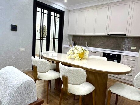 3 otaqlı yeni tikili - 8 Noyabr m. - 110 m²