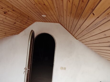 8 otaqlı həyət evi/bağ evi - Yeni Ramana q. - 200 m²
