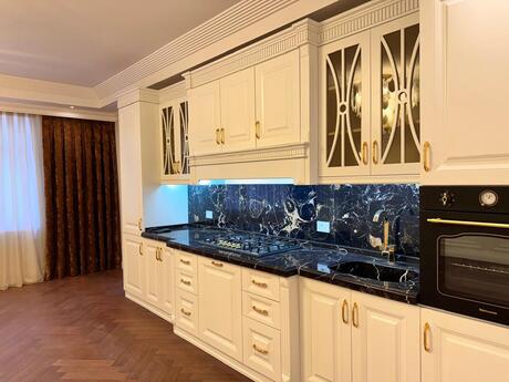 3 otaqlı yeni tikili - 28 May m. - 114 m²