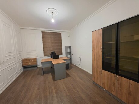3 otaqlı ofis - 28 May m. - 80 m²