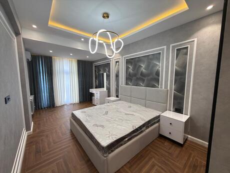 Elan №5940994 - Bakı, 28 May m., 3 otaqlı, 115 m², 14/16 mərtəbə