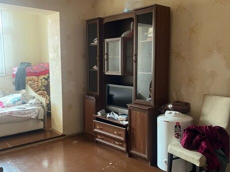 3 otaqlı köhnə tikili - Həzi Aslanov m. - 80 m²