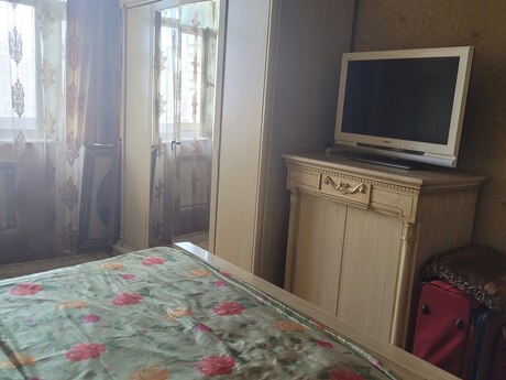 2 otaqlı yeni tikili - İnşaatçılar m. - 92 m²