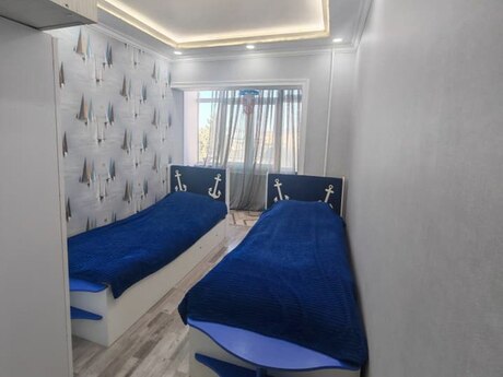 3 otaqlı köhnə tikili - 9-cu mikrorayon q. - 87 m²