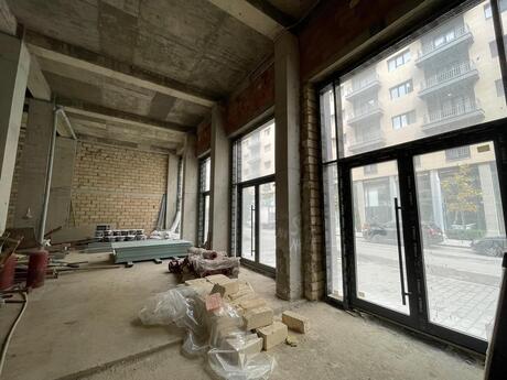 Obyekt - Ağ şəhər q. - 440 m²