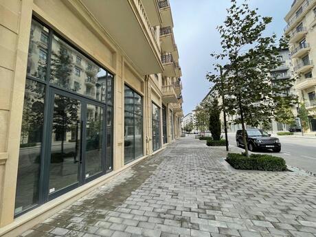 Obyekt - Ağ şəhər q. - 440 m²