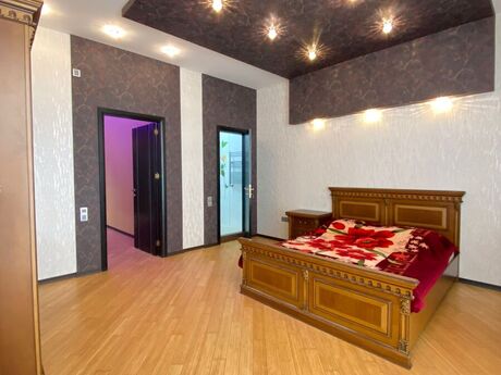 3 otaqlı yeni tikili - 8 Noyabr m. - 145 m²