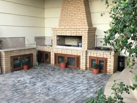5 otaqlı həyət evi/bağ evi - Mərdəkan q. - 300 m²