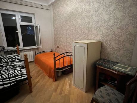 3 otaqlı köhnə tikili - Yasamal r. - 70 m²