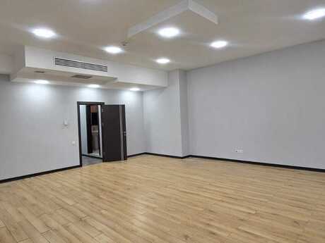 4 otaqlı ofis - Nərimanov r. - 231 m²