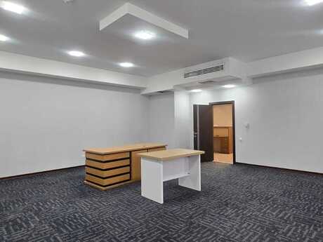 4 otaqlı ofis - Nərimanov r. - 231 m²