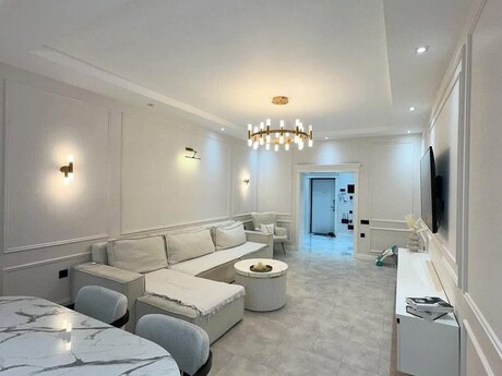 4-комн. новостройка - Насиминский р. - 175 м²