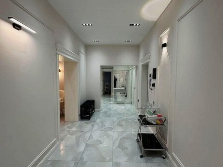 4-комн. новостройка - Насиминский р. - 175 м²