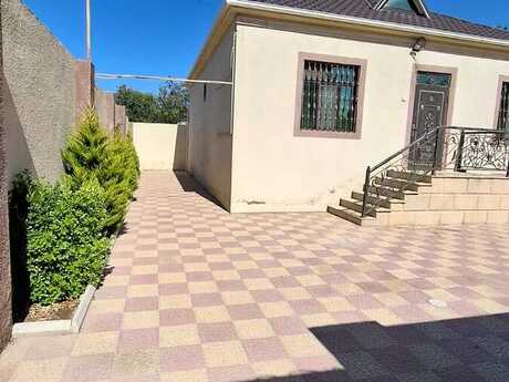 Satılır 3 otaqlı həyət evi/bağ evi 100 m², Maştağa q.