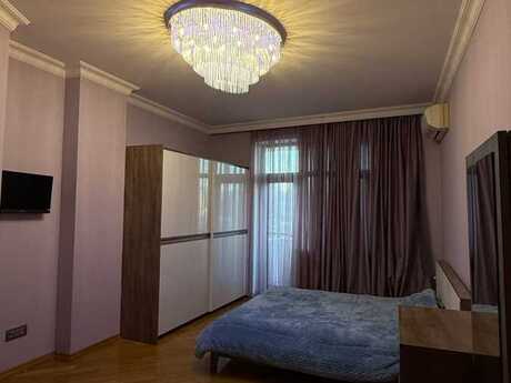 Kirayə 4 otaqlı mənzil, 250 m², Nizami: 2 500 ₼/ay 2
