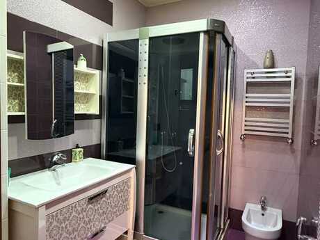 Kirayə 4 otaqlı mənzil, 250 m², Nizami: 2 500 ₼/ay 5