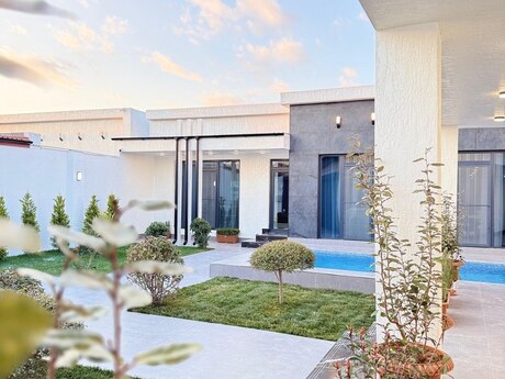 4 otaqlı həyət evi/bağ evi - Mərdəkan q. - 160 m²