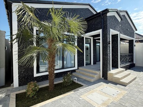 4 otaqlı həyət evi/bağ evi - Şüvəlan q. - 160 m²