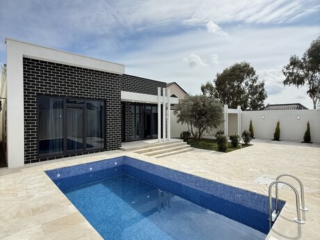 4 otaqlı həyət evi/bağ evi - Şüvəlan q. - 150 m²