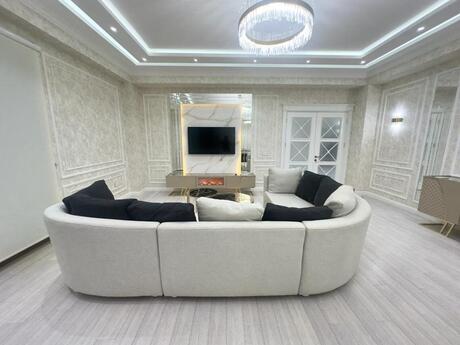 Elan №5942730 - Bakı, Şah İsmayıl Xətai m., 3 otaqlı, 150 m², 9/14 mərtəbə