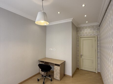2 otaqlı mənzil, 44 m², Elmlər Akademiyası: 204 000 ₼ 2
