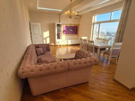 3 otaqlı mənzil, 127 m², Memar Əcəmi: 290 000 ₼ 2