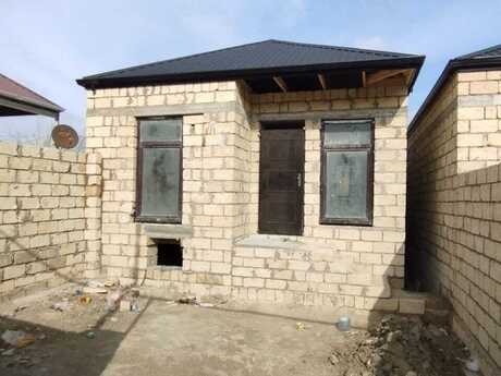 Satılır 3 otaqlı həyət evi/bağ evi 55 m², Qobu q.