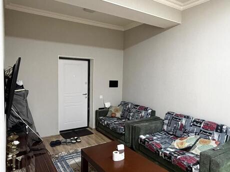 Satılır 2 otaqlı yeni tikili 105 m², 8 Noyabr m.